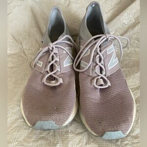 New Balance Fresh Foam Roav